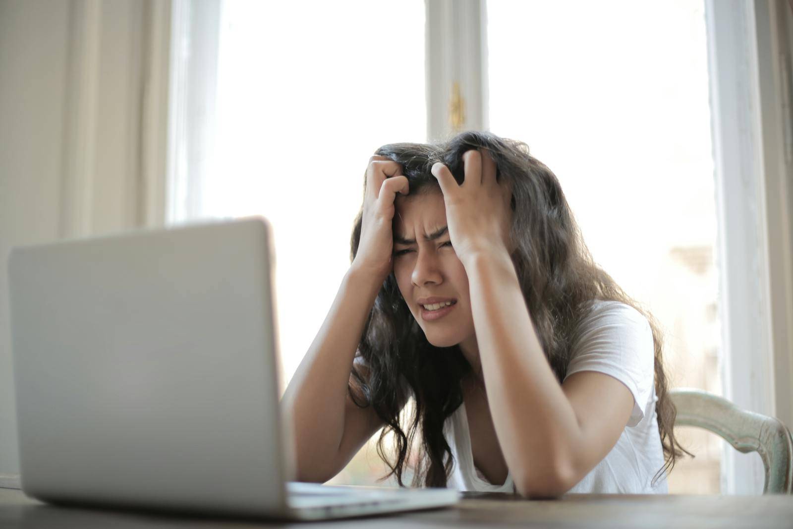 15 Warning Signs of a Bad Web Developer: How to Avoid Costly Mistakes