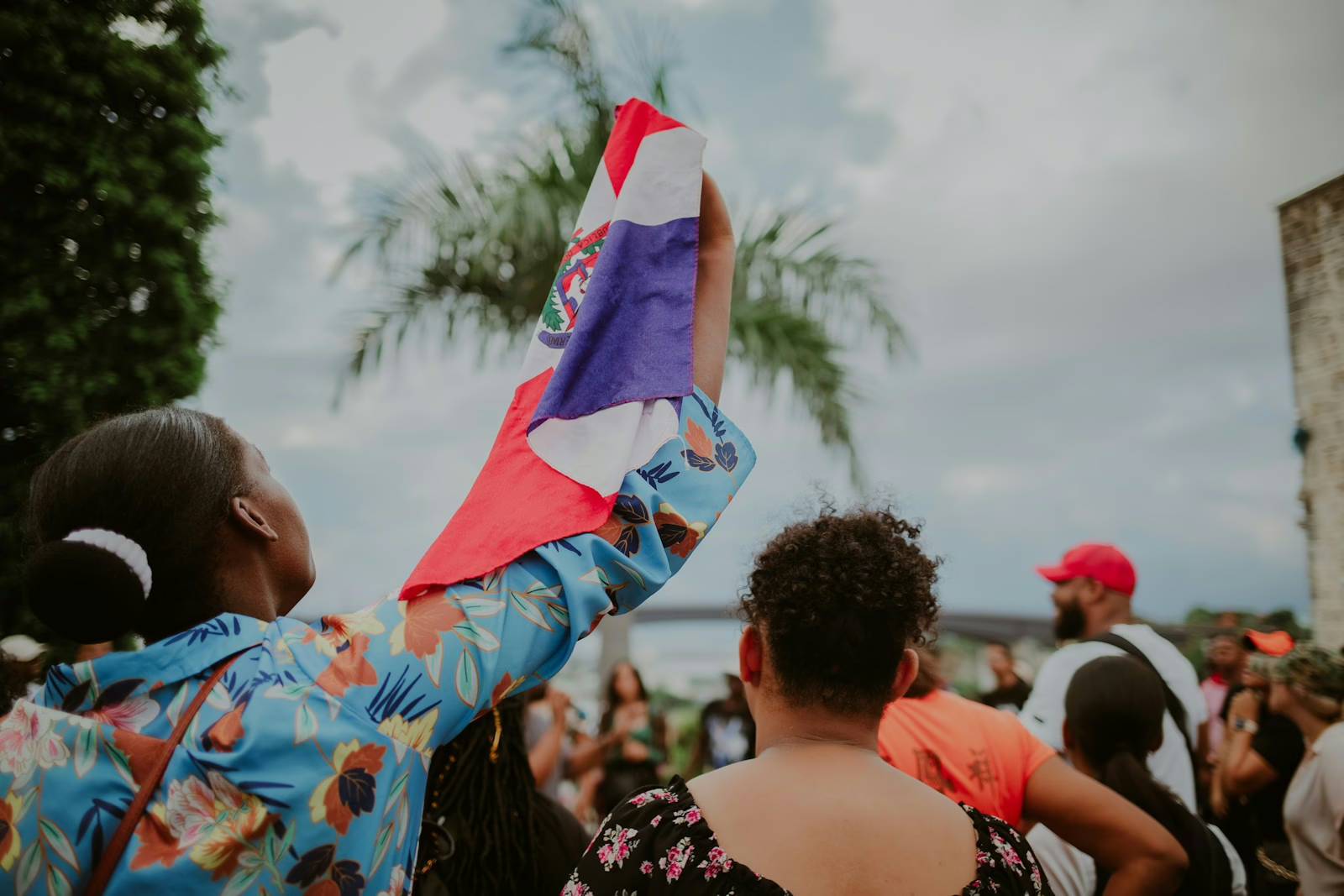 Haketi Now in Spanish: Serving the Latin Communities